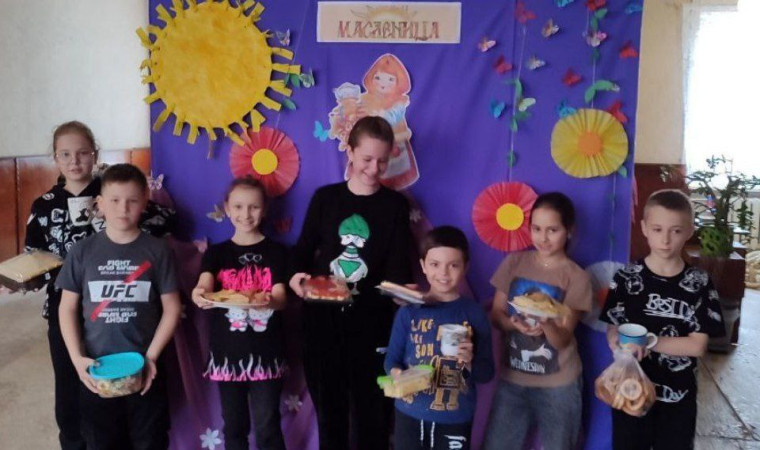 в ГБОУ ХО " Верхнесерогозская школа" организовали конкурсно- игровую программу " Масленица-Затейница" для детей младшего школьного возраста. в ГБОУ ХО " Верхнесерогозская школа" организовали конкурсно- игровую программу " Масленица-Затейница" для детей младшего школьного возраста.