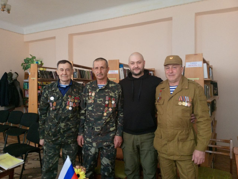 В преддверии 35 лет вывода войск из Афганистана состоялась встреча с ветеранами нашего района афганской войны.. В преддверии 35 лет вывода войск из Афганистана состоялась встреча с ветеранами нашего района афганской войны..